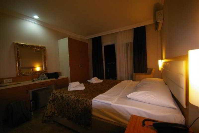 Bitez Risa Hotel Exterior foto
