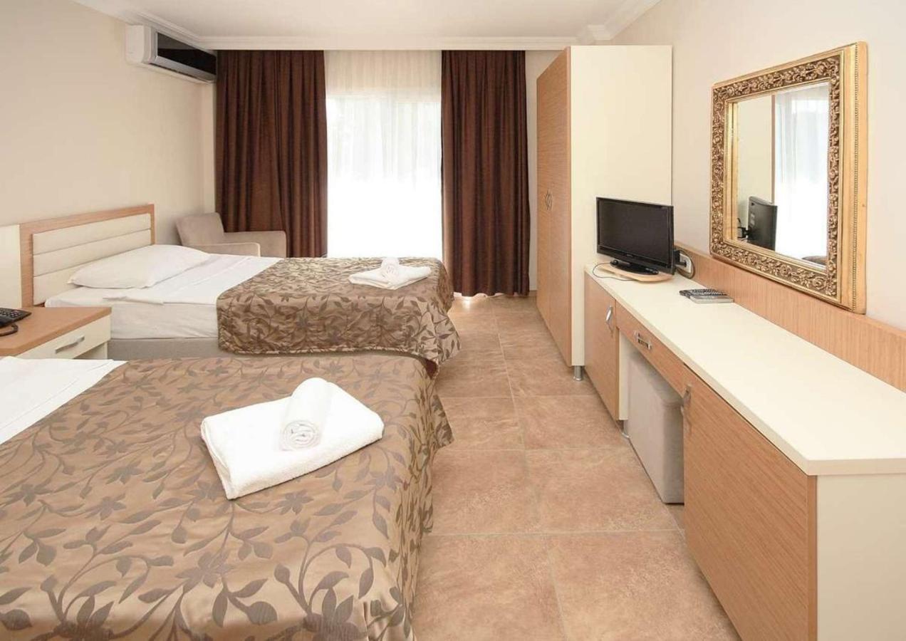 Bitez Risa Hotel Quarto foto